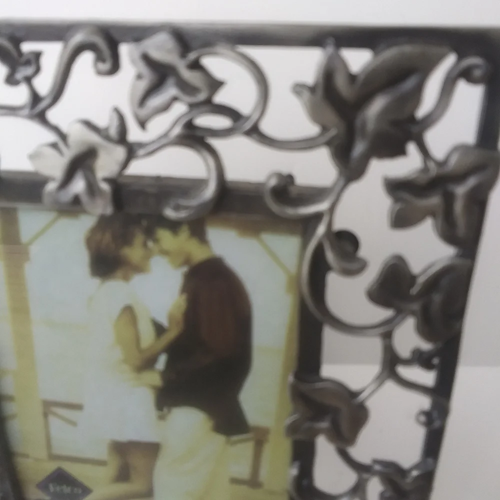 Pewter Picture Frame, Ivy Leaves, 3.5
